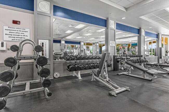 Building Photo - 12223 Pescara Ln