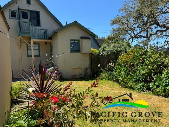 Building Photo - Delightful 3-Bedroom, 2 bath home in Pacif...