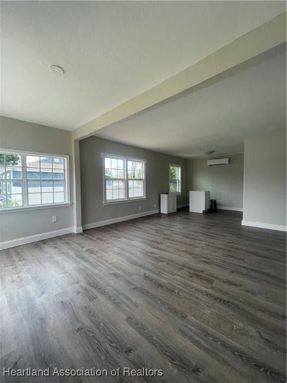 Building Photo - 1054 Glenwood Ave