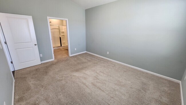 Building Photo - Simpsonville - Howards Park - One Level 4B...