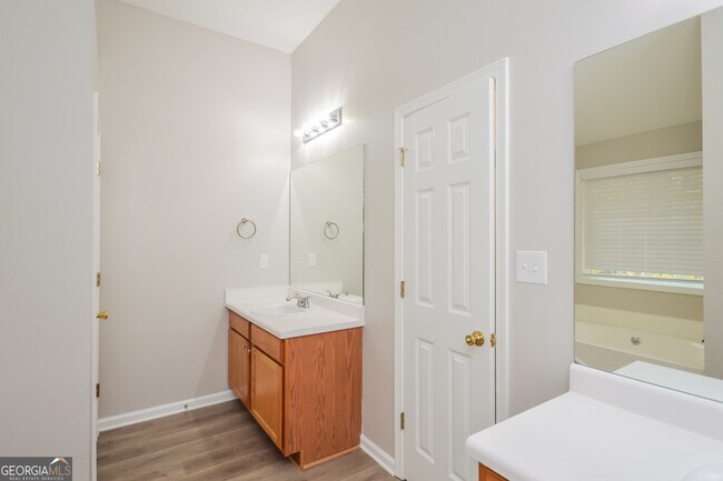 Building Photo - 6793 Mahonia Pl