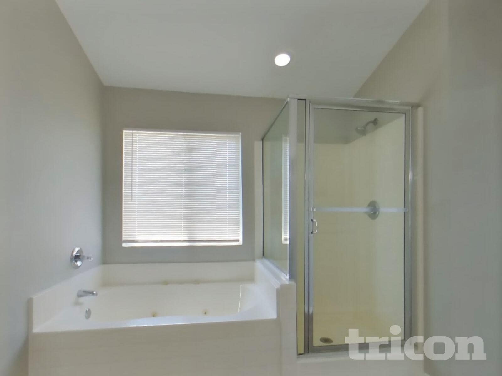 Building Photo - 15591 Eastwind Ave