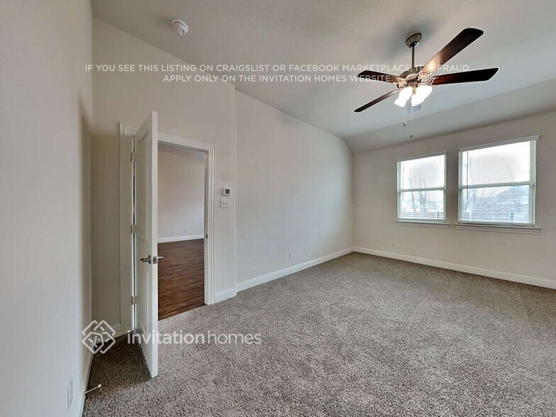 Building Photo - 3112 Aransas Ave