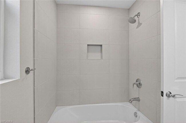 Building Photo - 286 Indies Dr E