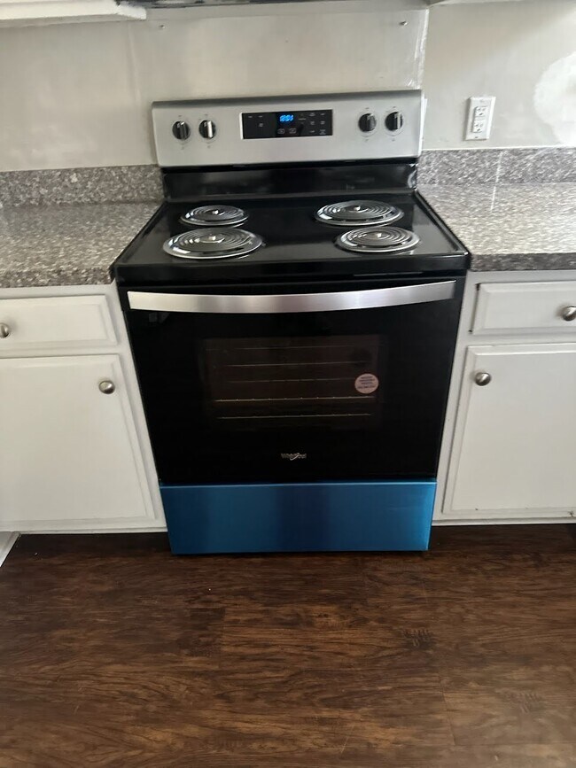 Building Photo - 18402 Tall Cypress Dr