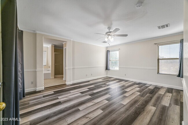 Building Photo - 4046 S Tatum Ln
