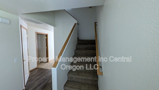 Building Photo - 2110 Baines Blvd