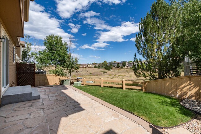 Building Photo - 10786 Southhaven Cir