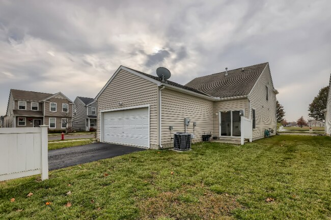 Building Photo - 5522 Spring River Ave