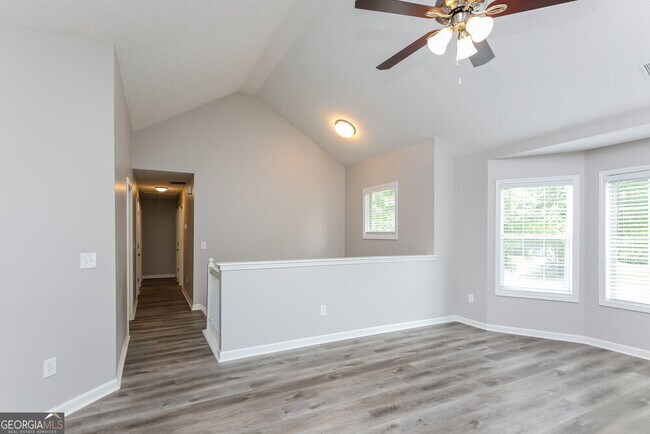 Building Photo - 680 Josh Ln