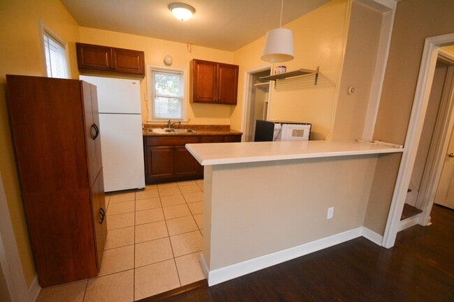Building Photo - Homey House Near Goose Egg Park Available ...
