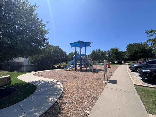Building Photo - 321 Callahan Ln