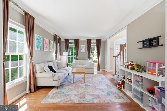 Building Photo - 5767 Bush Hill Dr