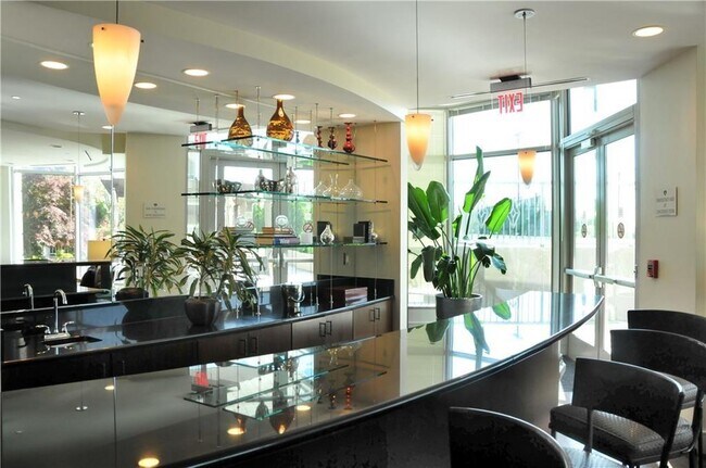 Building Photo - 2795 Peachtree Rd