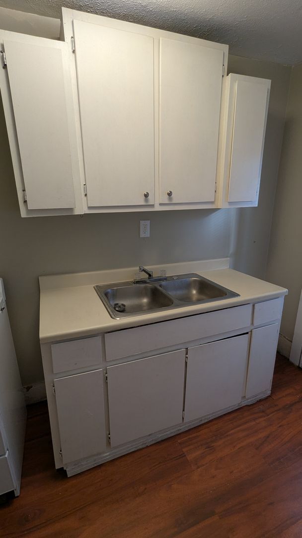 Building Photo - Atlas Investment Group, LLC (250 Cross St)