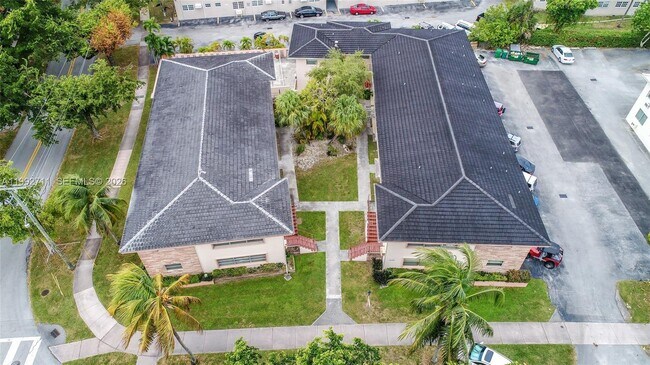 Building Photo - 1250 S Alhambra Cir