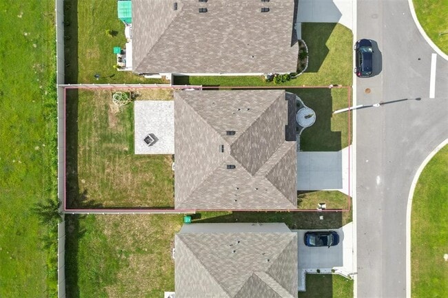 Building Photo - 8673 Triumph Cir