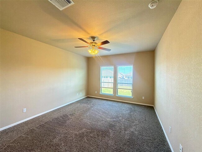 Building Photo - 516 Wyndcrest Drive