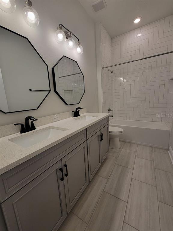 Building Photo - 7708 Paradiso Dr