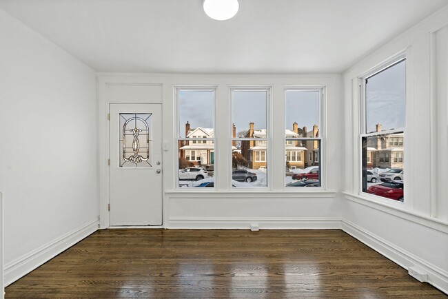 Building Photo - Warm & Welcoming, Move-In Ready West End Twin | 3 Bedroom 1 Bathroom