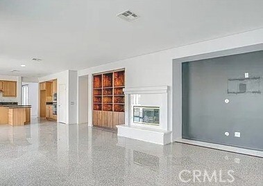 Building Photo - 12683 Palm View Way