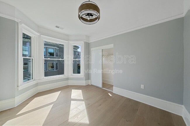 Building Photo - 1192 Pacific Ave