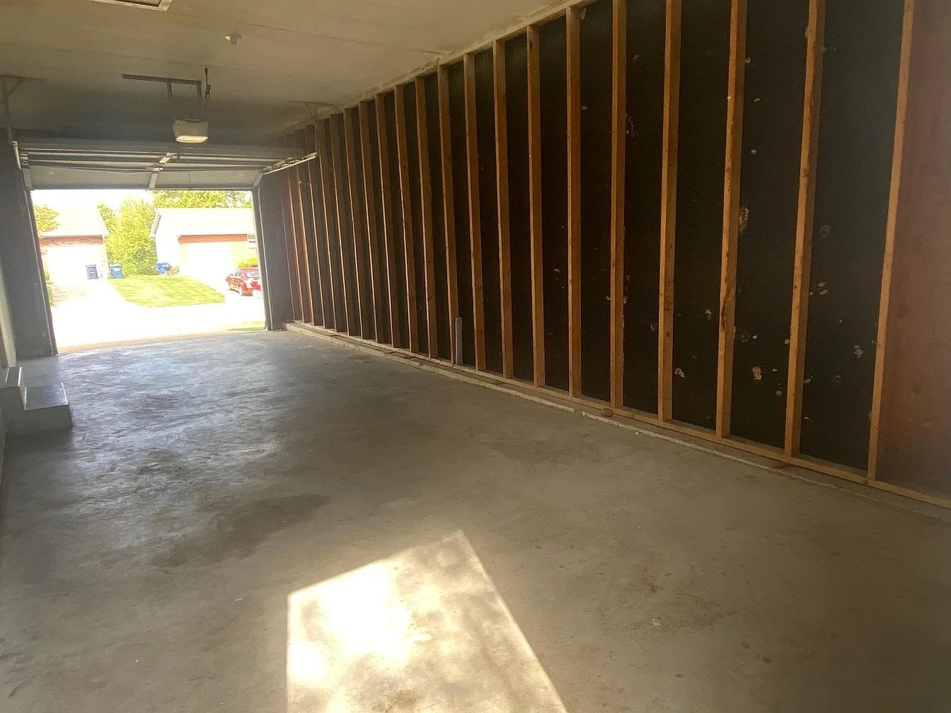Building Photo - 608 Linda Ln