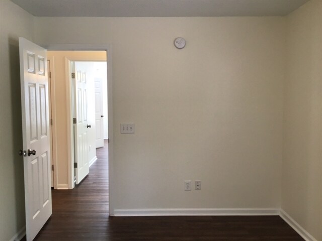Building Photo - 135 Tyron Rd