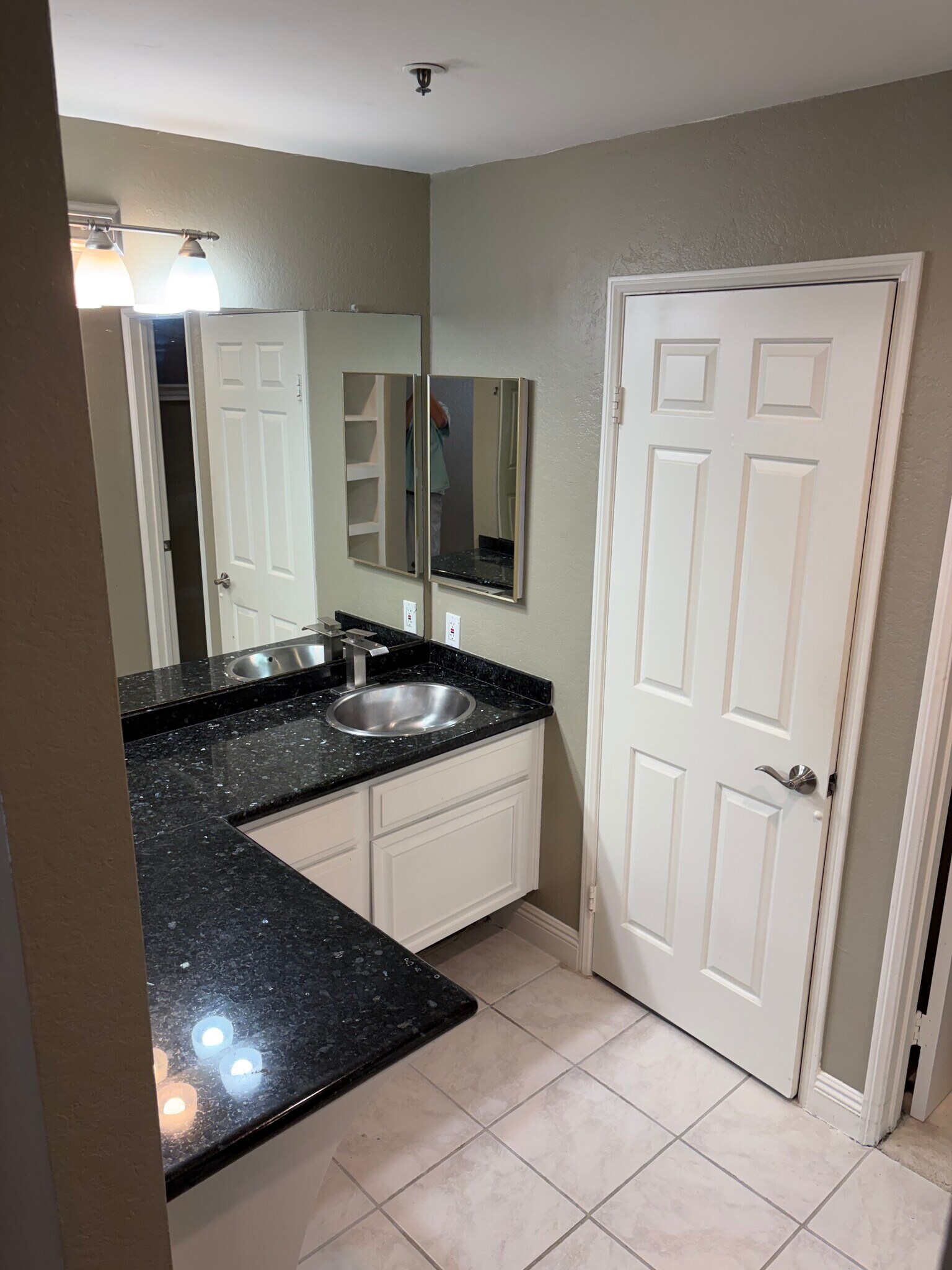 Building Photo - 5705 Friars Rd