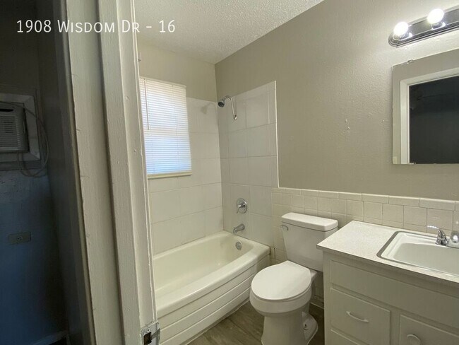 Building Photo - 1908 Wisdom Dr