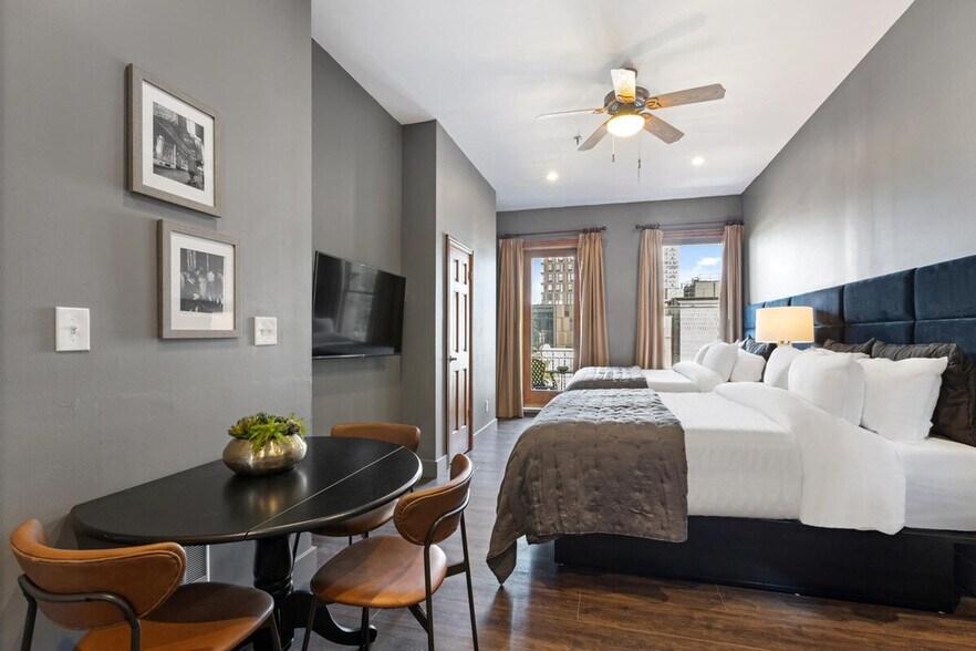 Building Photo - 100 Orchard St