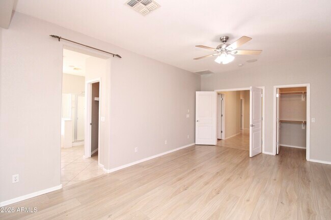 Building Photo - 361 S Melba St
