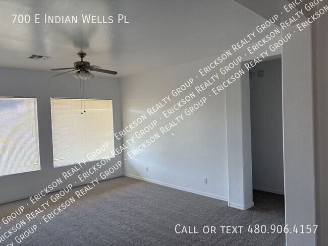 Building Photo - 700 E Indian Wells Pl