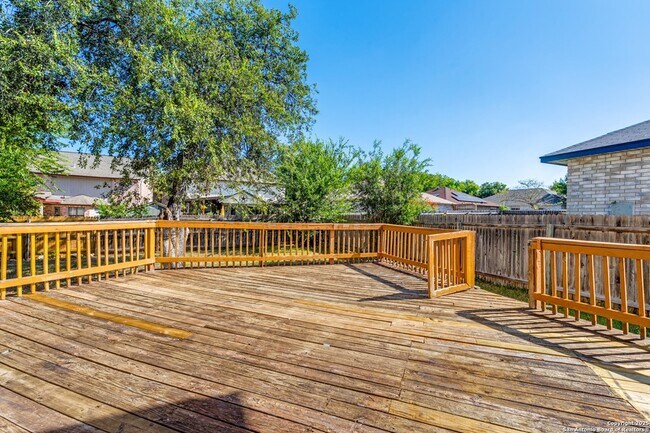 Building Photo - 9631 Hillside Trail