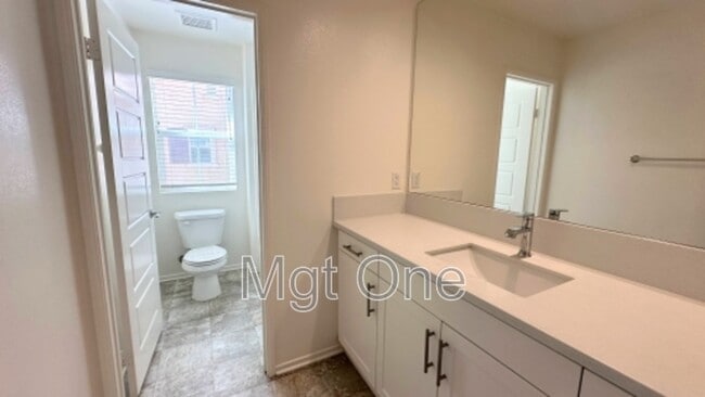 Building Photo - 124 Citron Ct