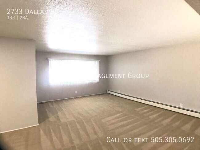 Building Photo - 2733 Dallas St NE