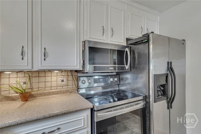 Building Photo - 1506 E 55th St
