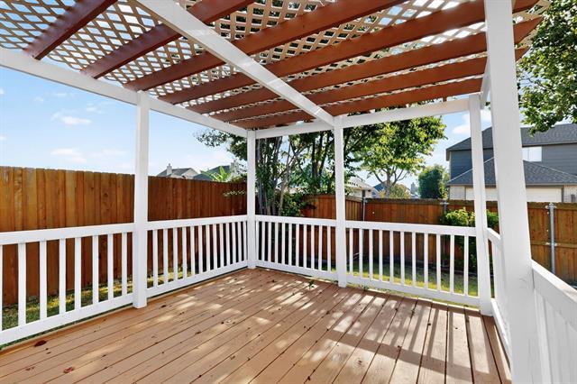 Building Photo - 2864 Hampshire Ln