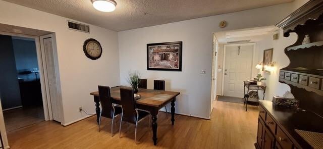 Building Photo - 2661 S Course Dr