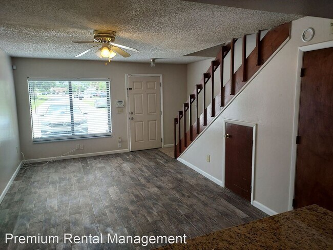 Building Photo - 2 br, 1.5 bath House - 12316 Fox Hound Ln