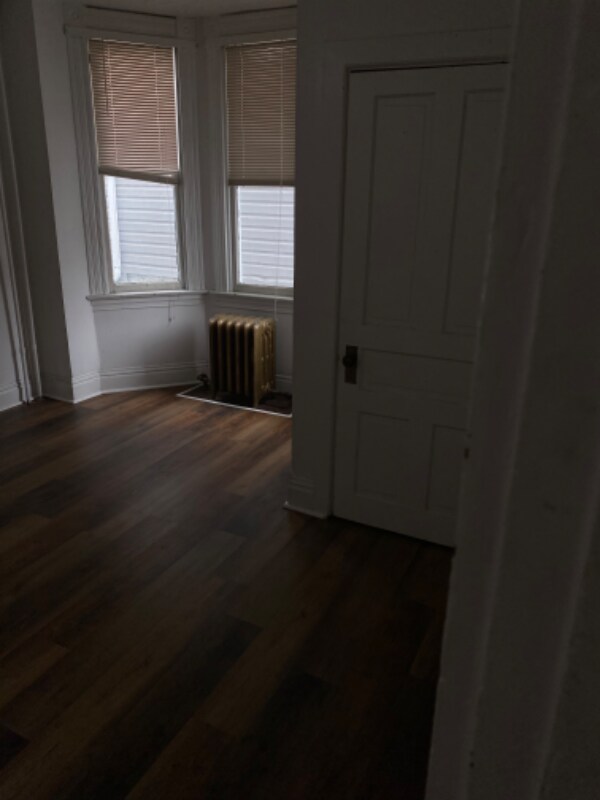 Building Photo - 163 Frothingham Ave