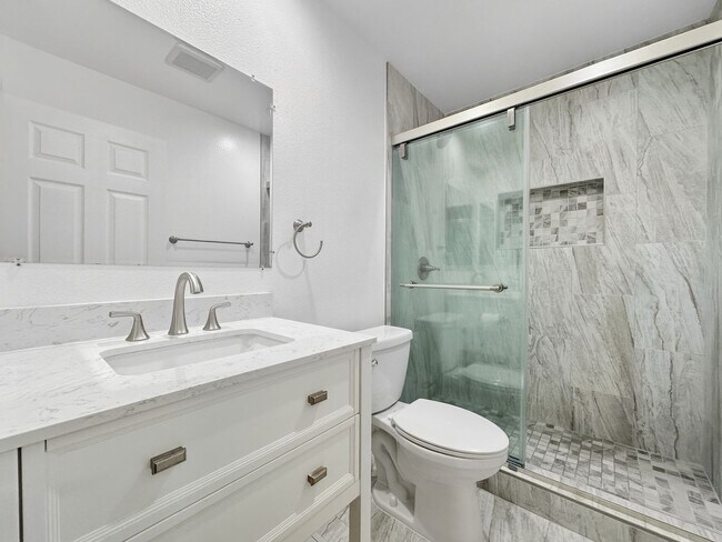 Building Photo - Charming 3BD/2BA Townhouse in Chula Vista ...