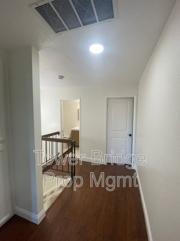 Building Photo - 2247 Atrisco Cir