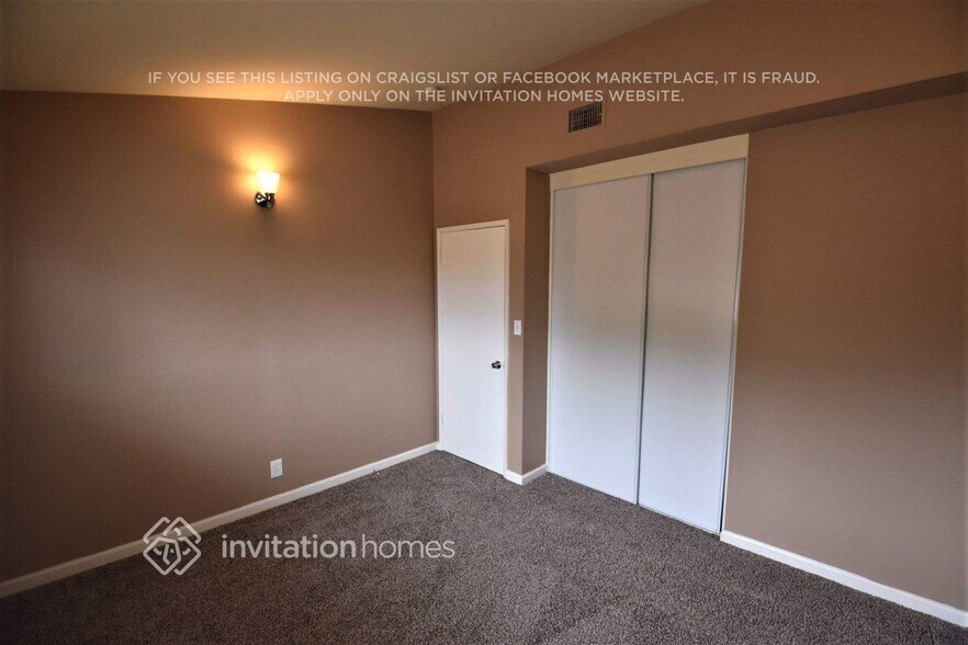 Building Photo - 1701 Claremont Dr