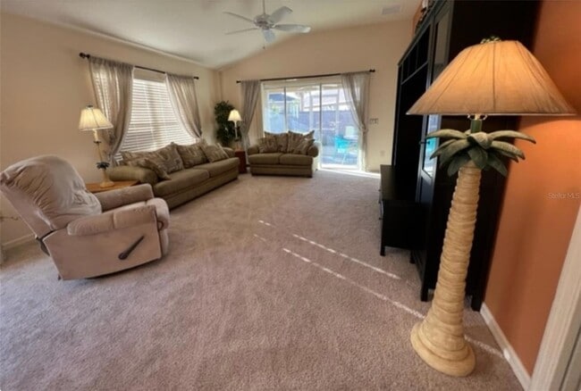 Building Photo - 1090 Becker Ave