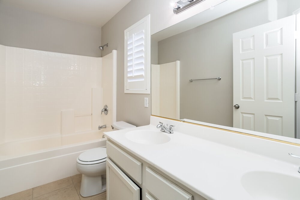 Building Photo - 2113 Annbriar Ave