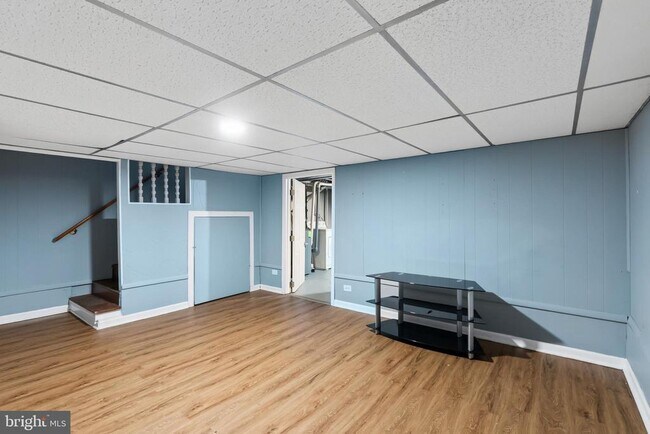 Building Photo - 5621 Clearspring Rd