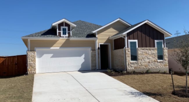Building Photo - 10717 Charger Wy
