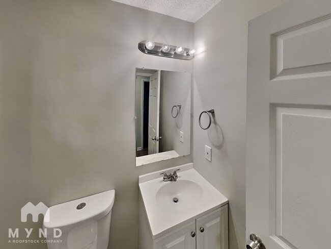 Building Photo - 1509 Whisnant St