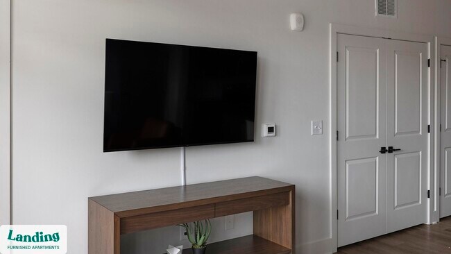 Building Photo - 170 Graphics Dr